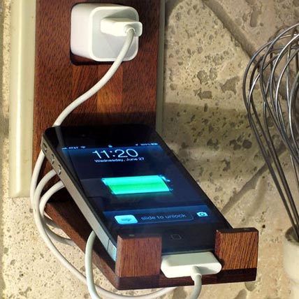 Office Wooden Charging Stand