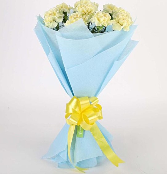 Sundripped Yellow Color Carnations Flowers Bouquets