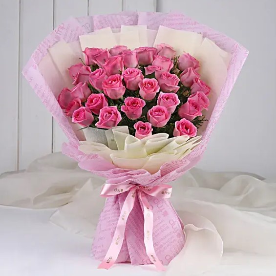 Adorable Aura Roses Bouquet