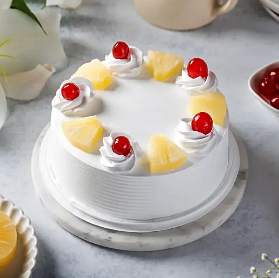 Pineapple Cake Half Kg