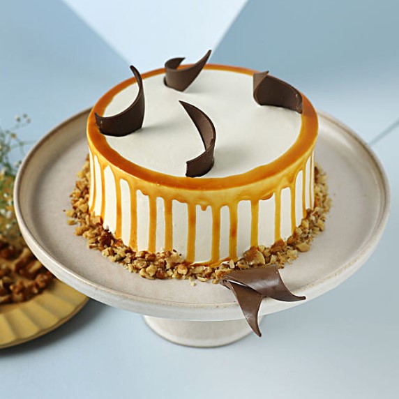 Heavenly Caramel Walnut Cake Half Kg